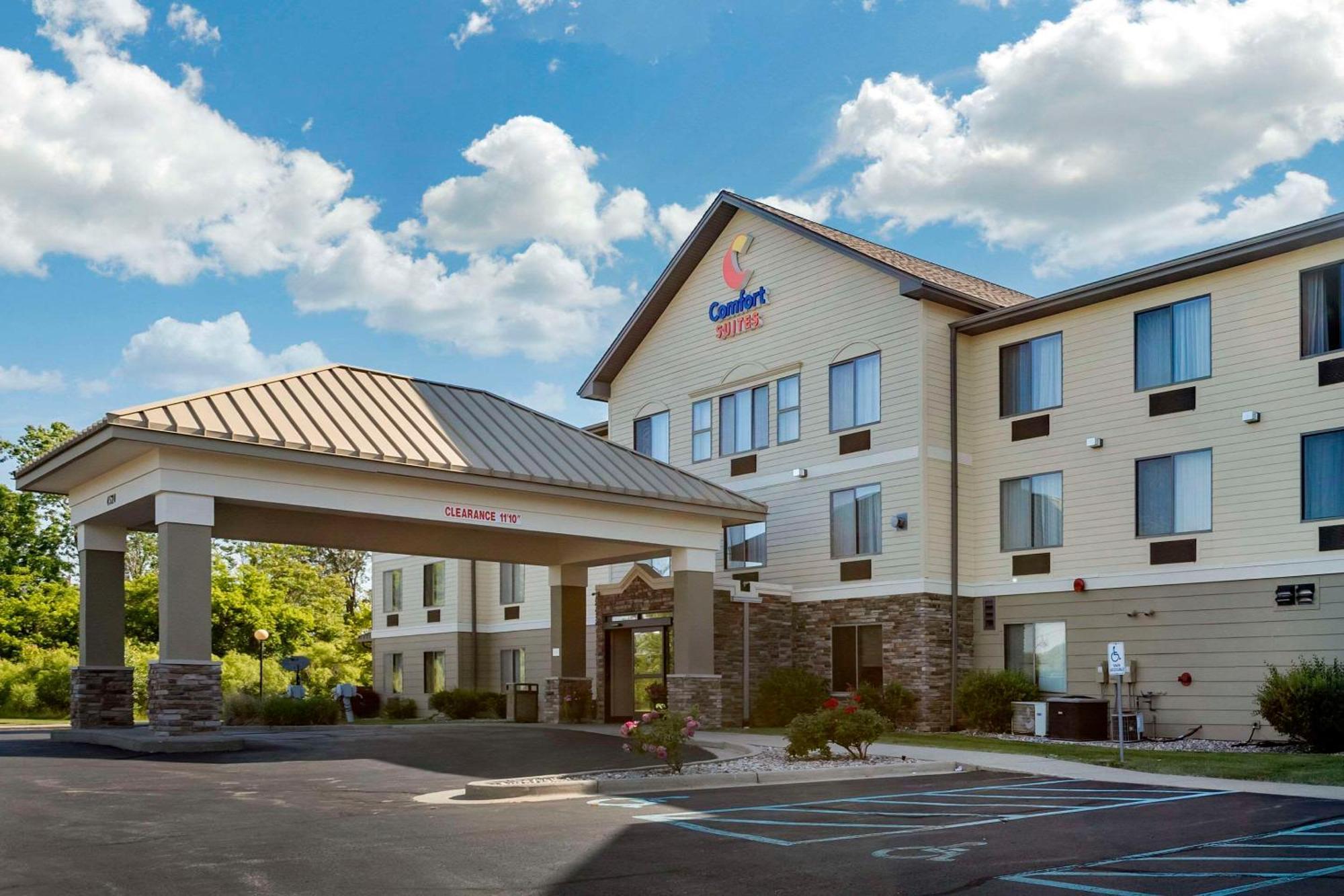 Comfort Suites Grandville - Grand Rapids Sw Exterior photo